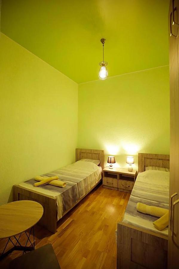 Nickos Hotel Kutaisi Luaran gambar