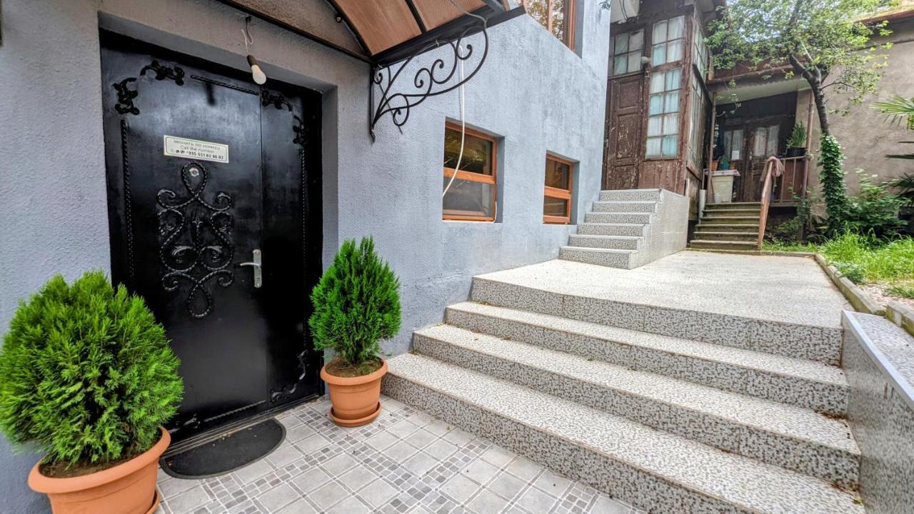 Nickos Hotel Kutaisi Luaran gambar